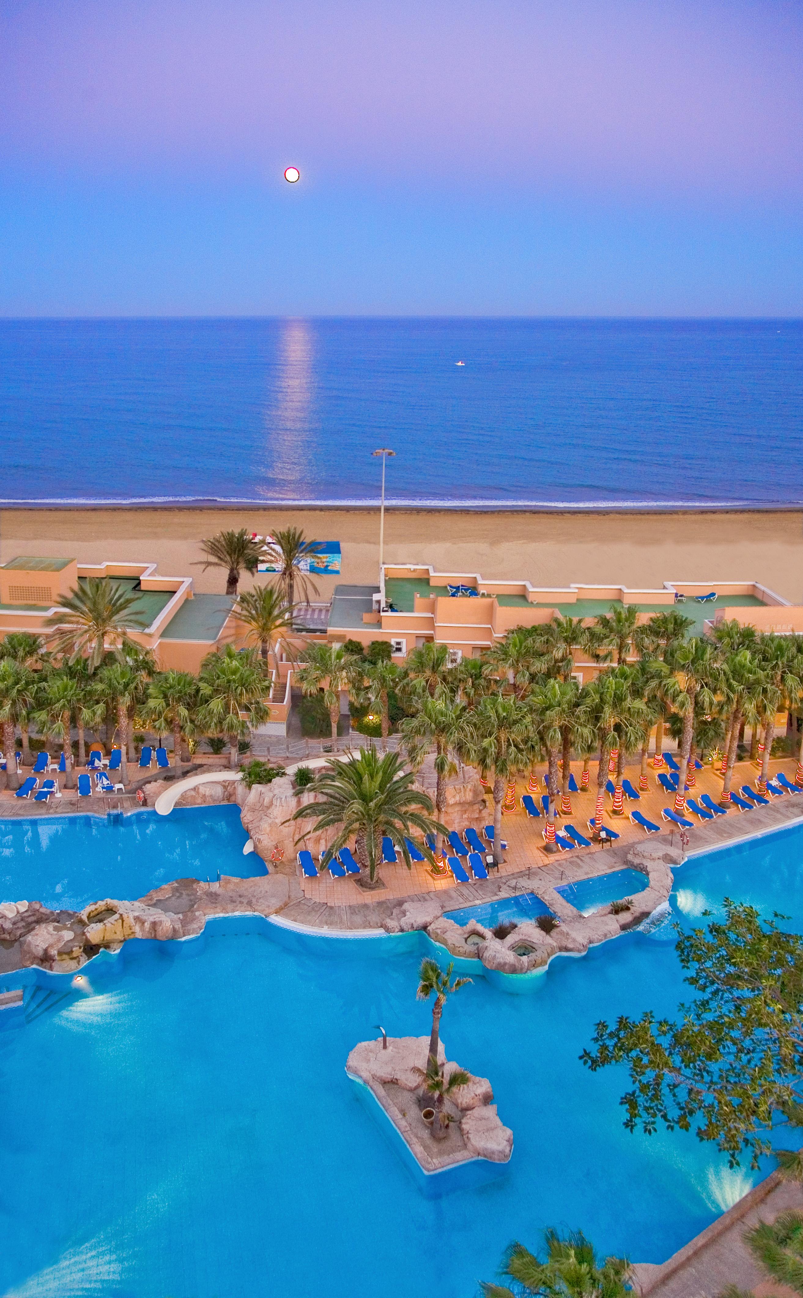 Playacapricho Hotel Roquetas de Mar Exterior photo
